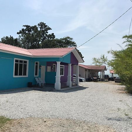 D'Pantai Homestay Kuala Sg. Baru Malacca Eksteriør bilde